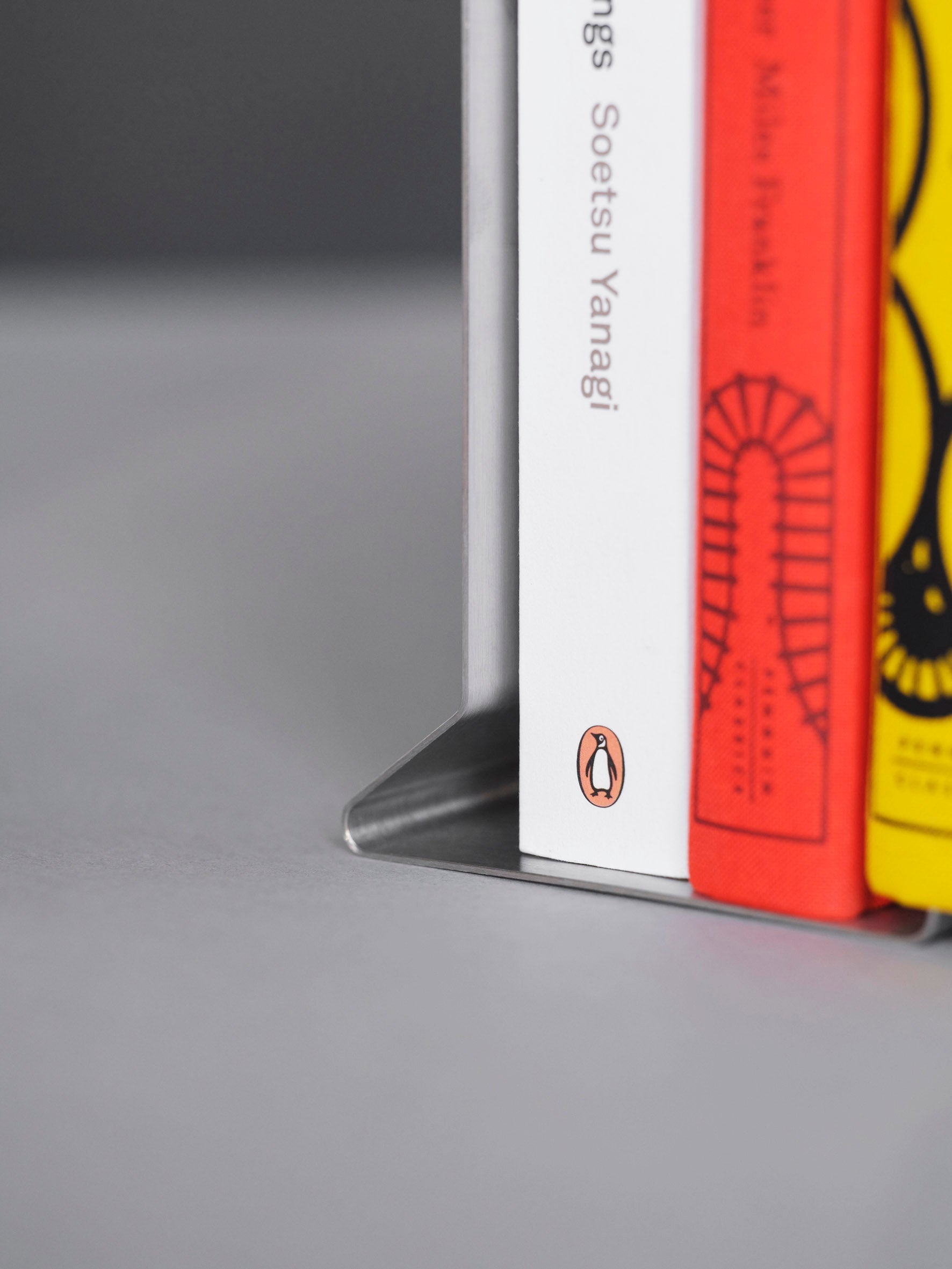 Penguin x Moebe Book Stand