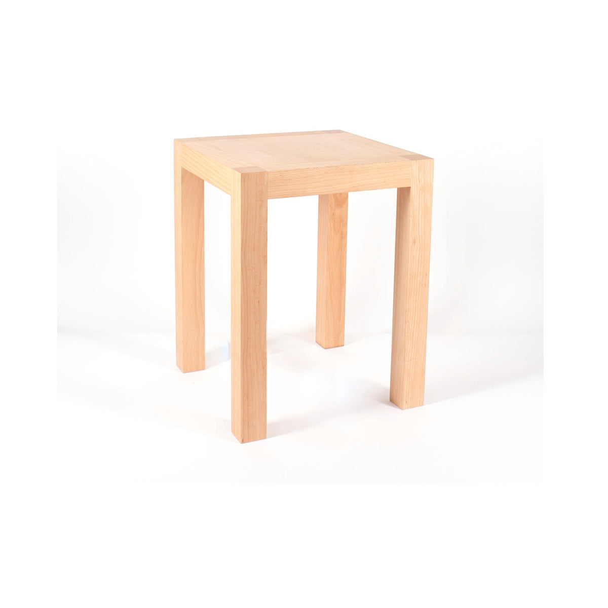 Banquet Stool – NIKO JUNE – Ansicht 4