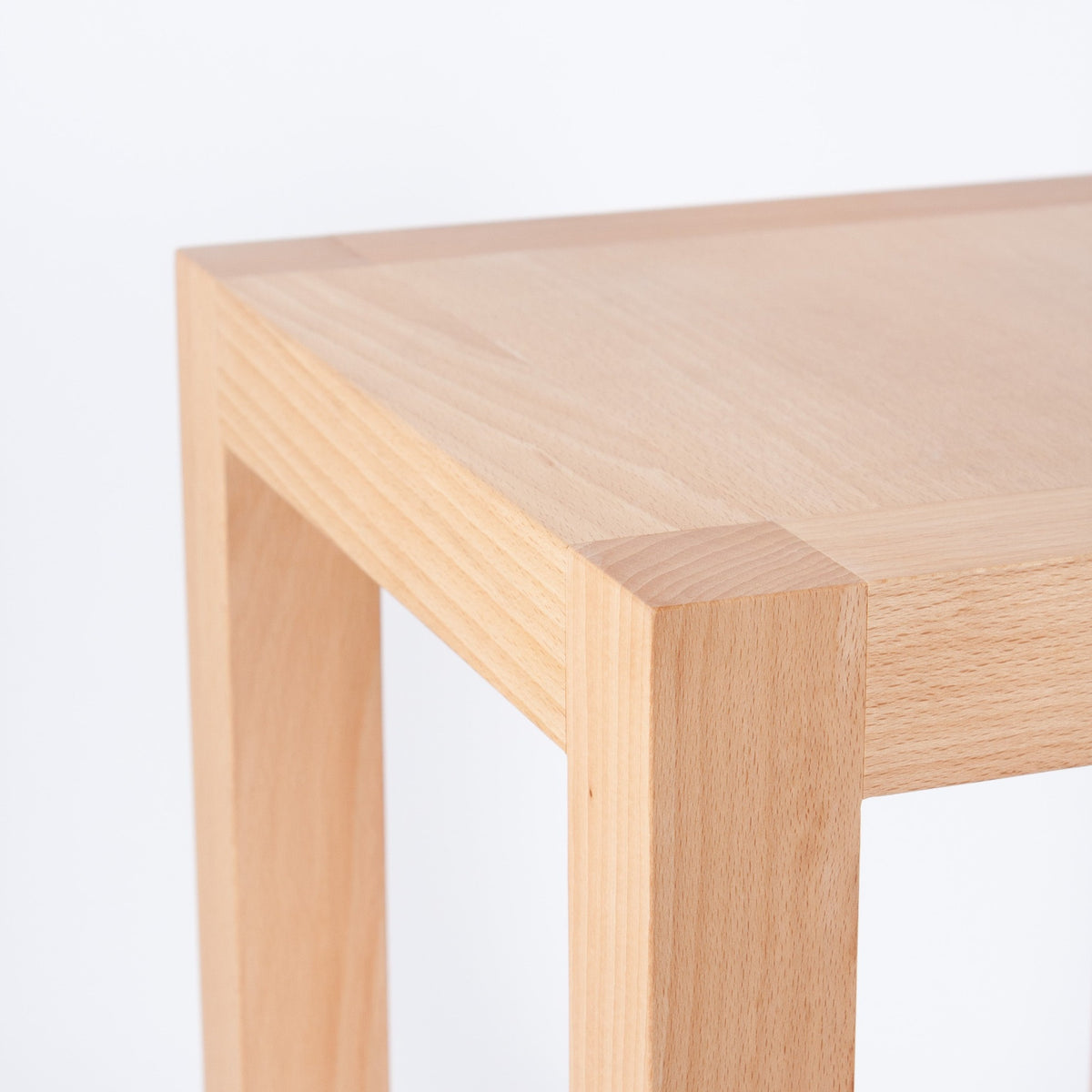 Banquet Stool – NIKO JUNE – Ansicht 5