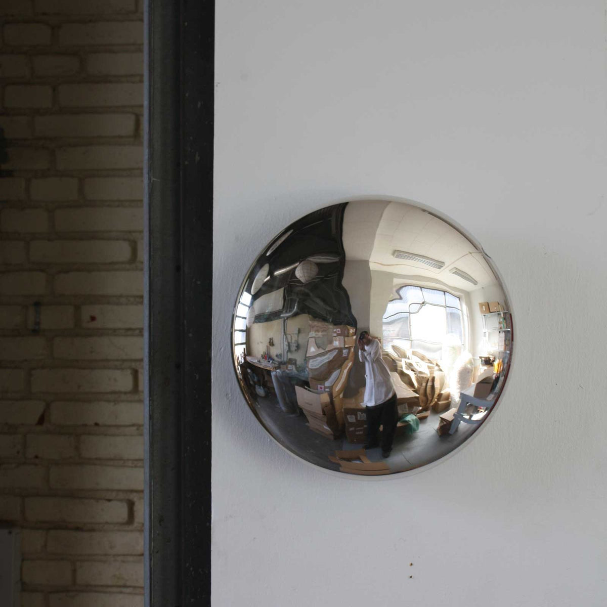Fish Eye Mirror – NIKO JUNE – Ansicht 5
