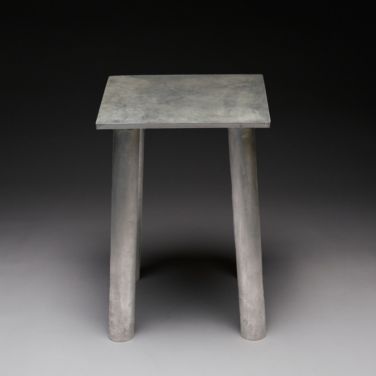 P-L 02 Stool – NIKO JUNE – Ansicht 3
