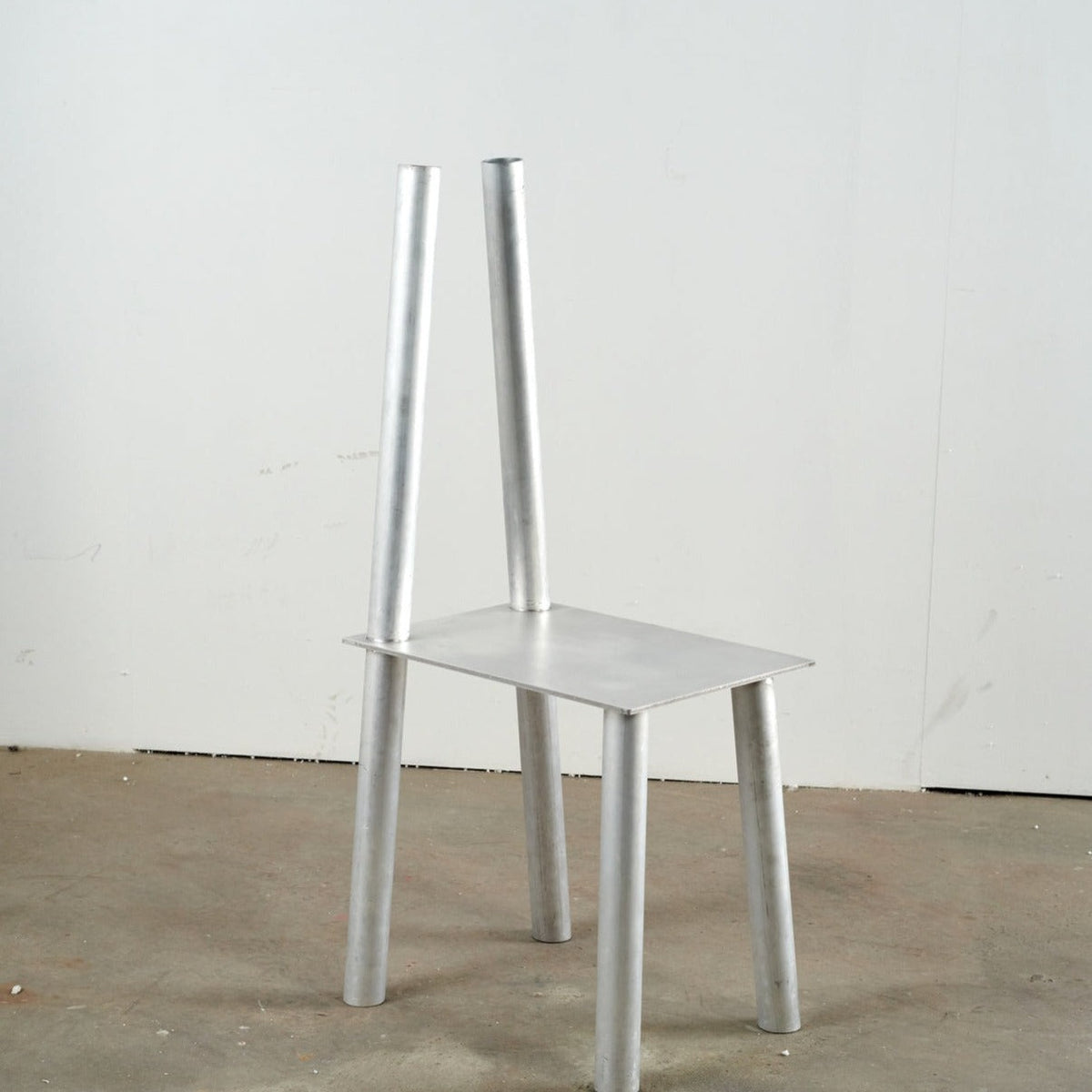 P-L 04 Chair – NIKO JUNE – Ansicht 2