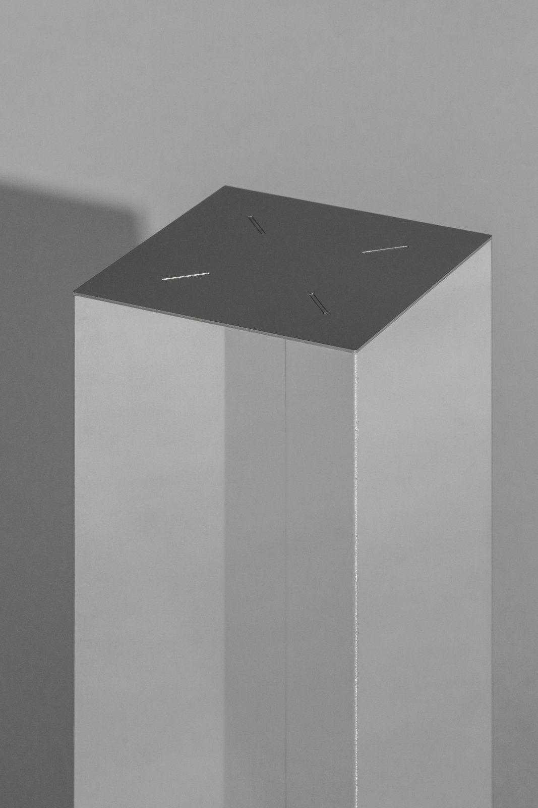 NM05.1 Small Podium - NM3 – industrialkonzept