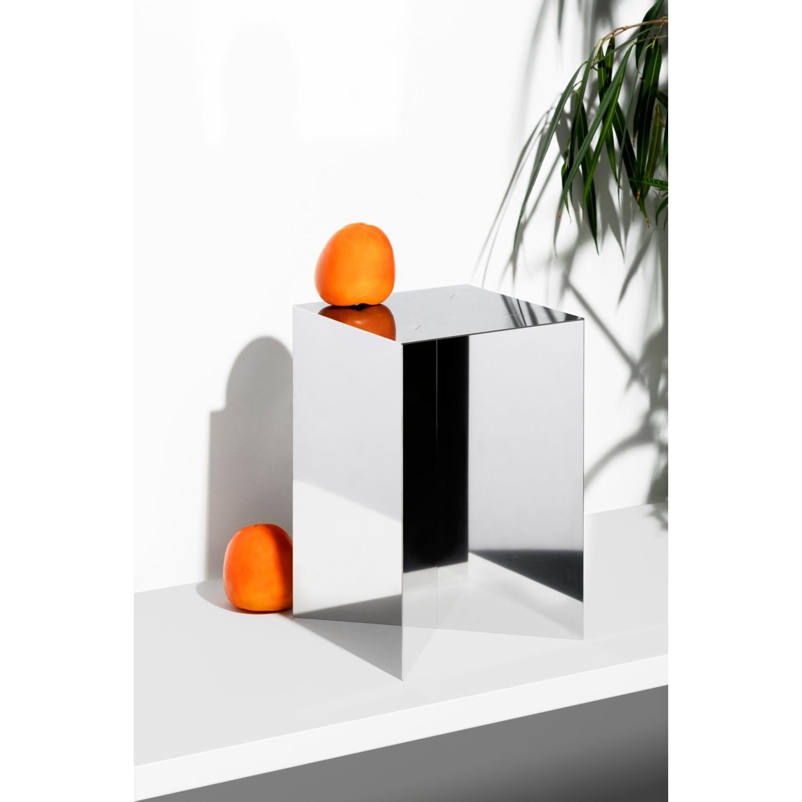 NM05.2 Small Podium - NM3 – industrialkonzept