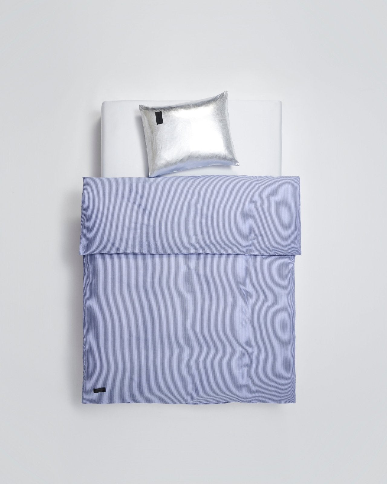 Nude pillow case - Metallic silver Jersey Bedwear by Magniberg