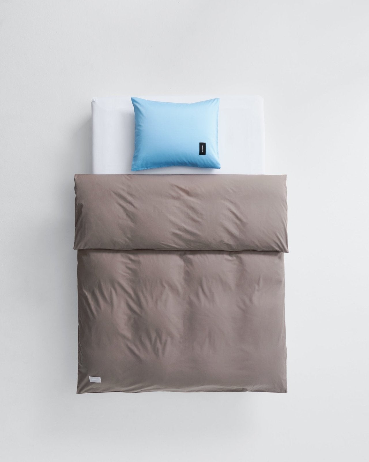 Pure duvet cover - Mud Poplin Bedwear by Magniberg