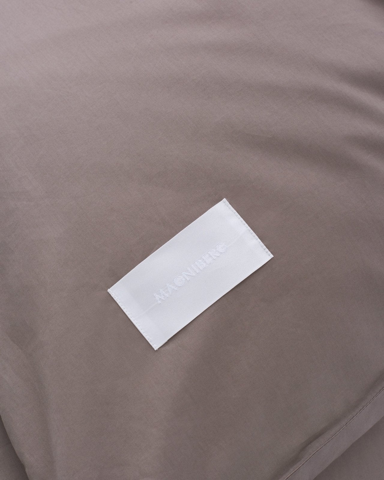 Pure duvet cover - Mud Poplin Bedwear by Magniberg