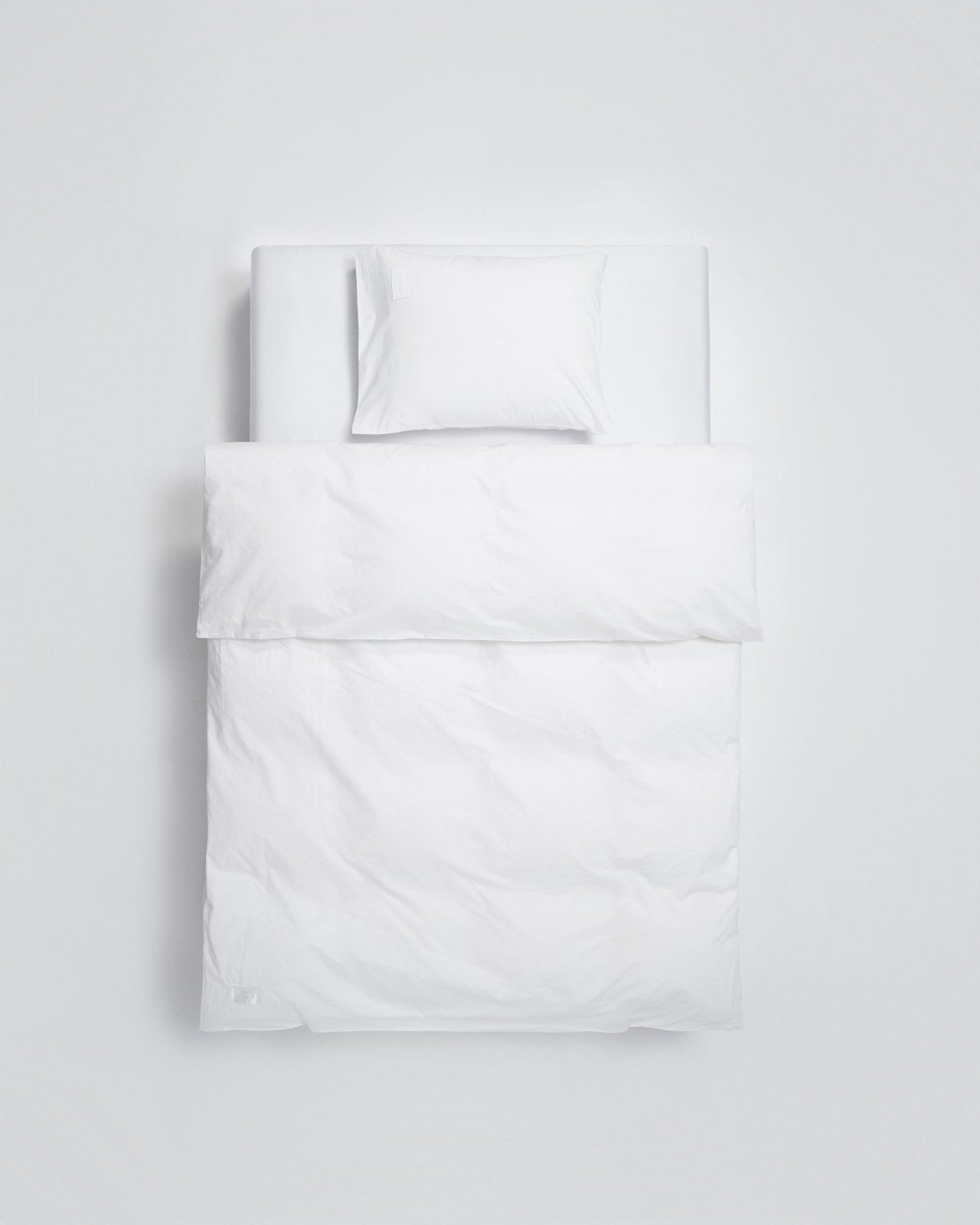 Pure pillow case - White Poplin Bedwear by Magniberg