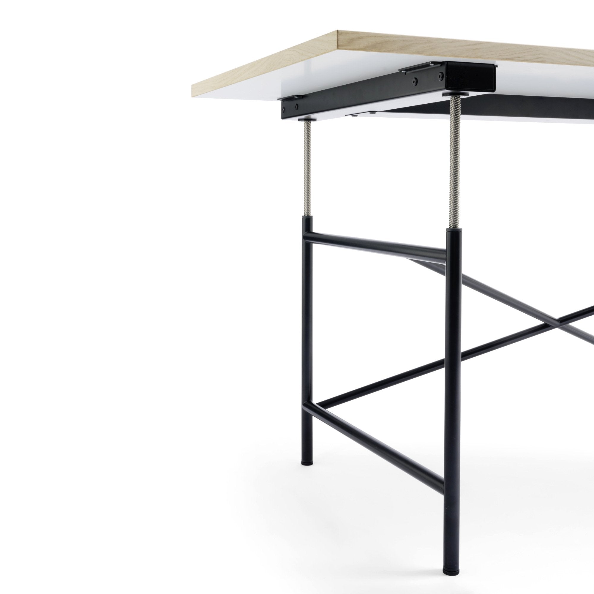 Eiermann 1 Table E – Electric Height-Adjustable