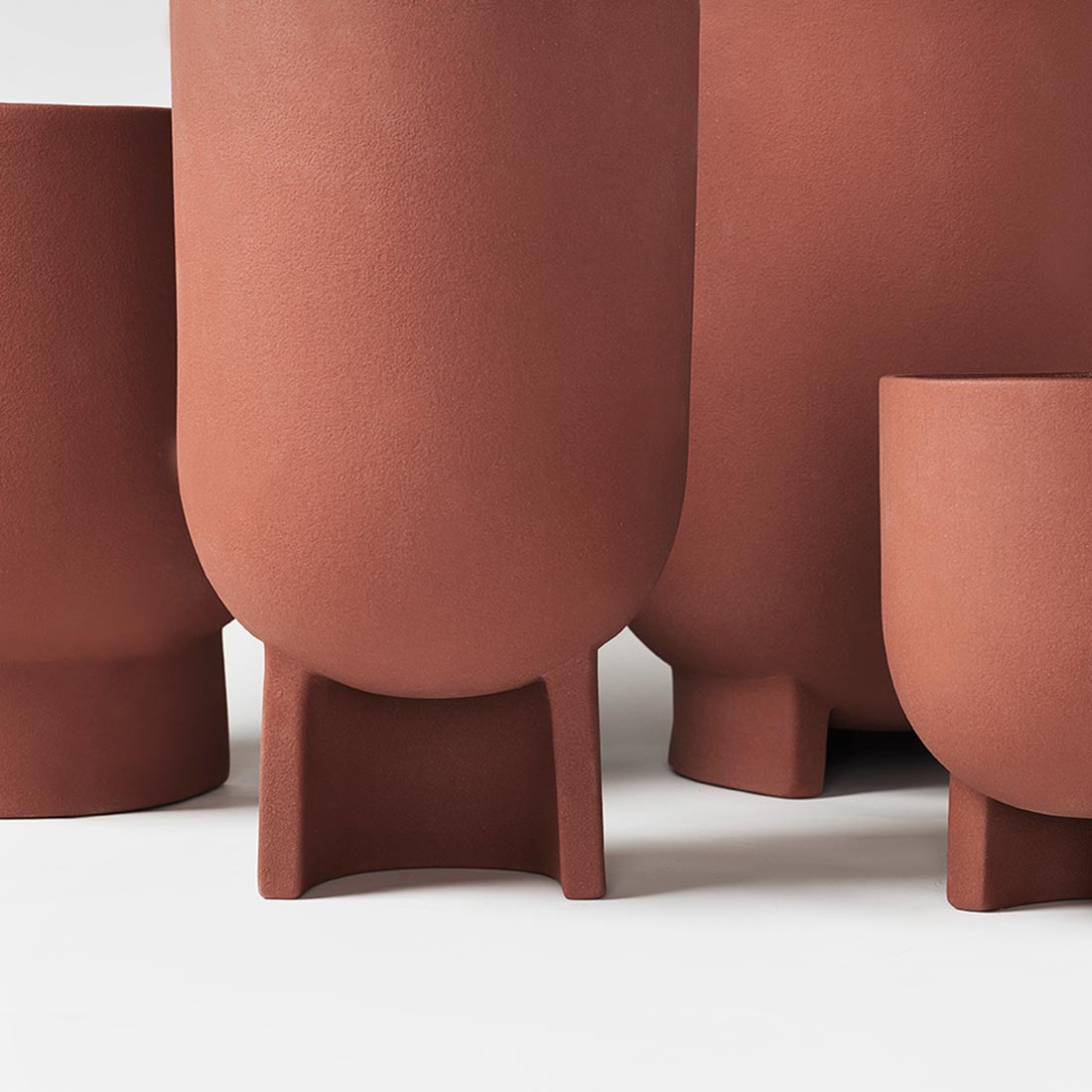 Serene Flowerpot – L Accessories by Kristina Dam Studio