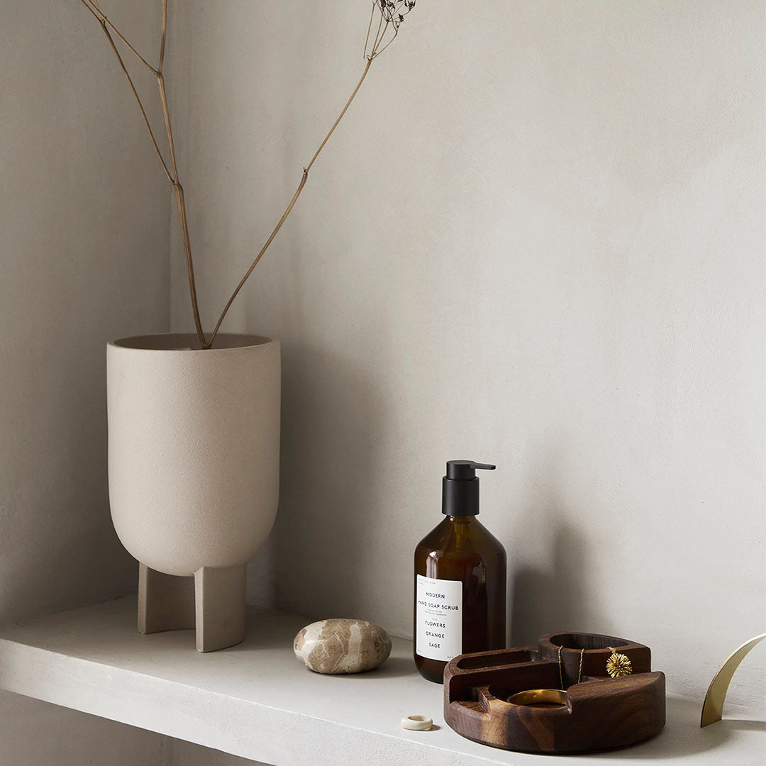 Serene Flowerpot – M Accessories by Kristina Dam Studio