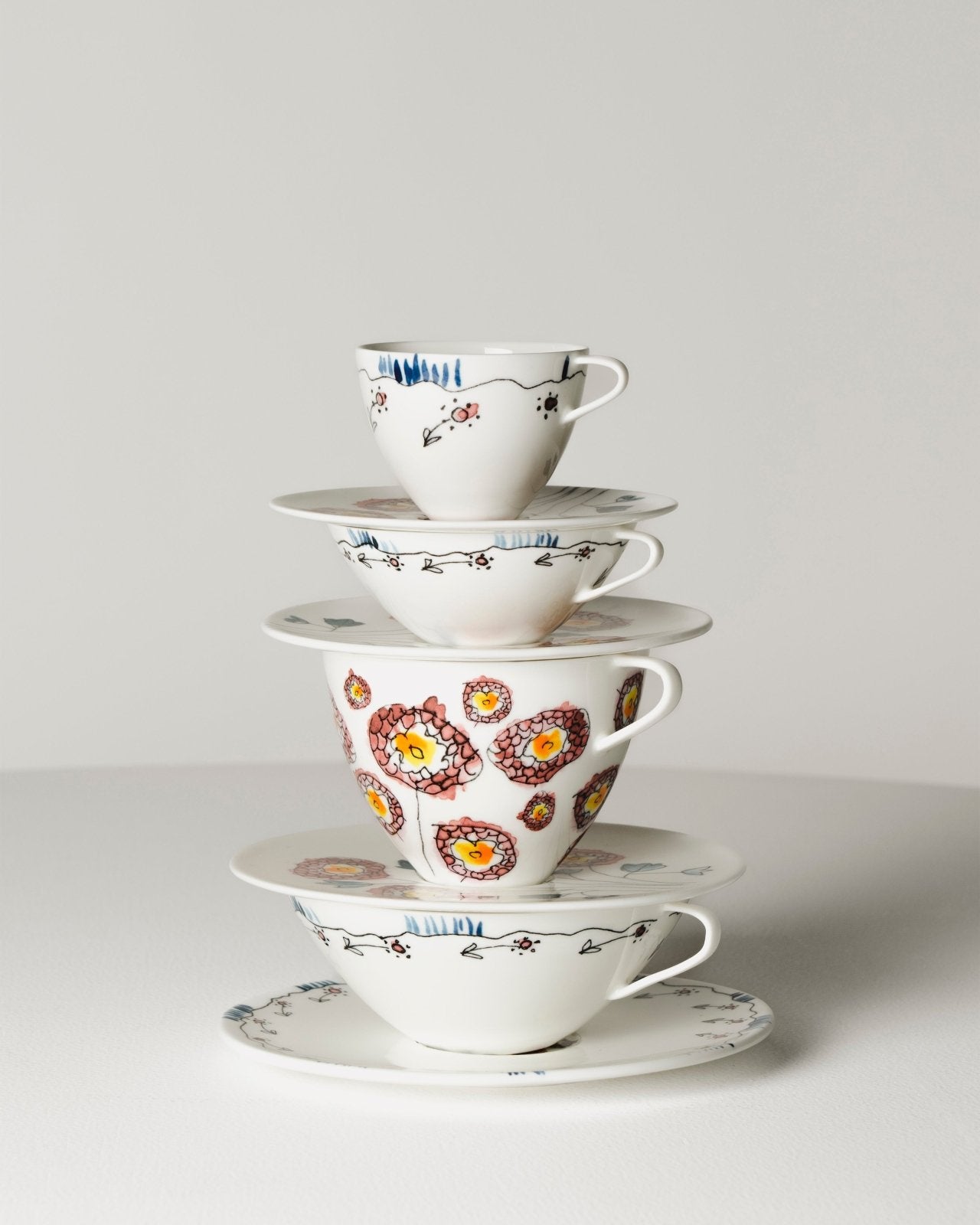 Tea Cup with Saucer - Anemone Milk Midnight Flowers Geschirr by Serax x Marni