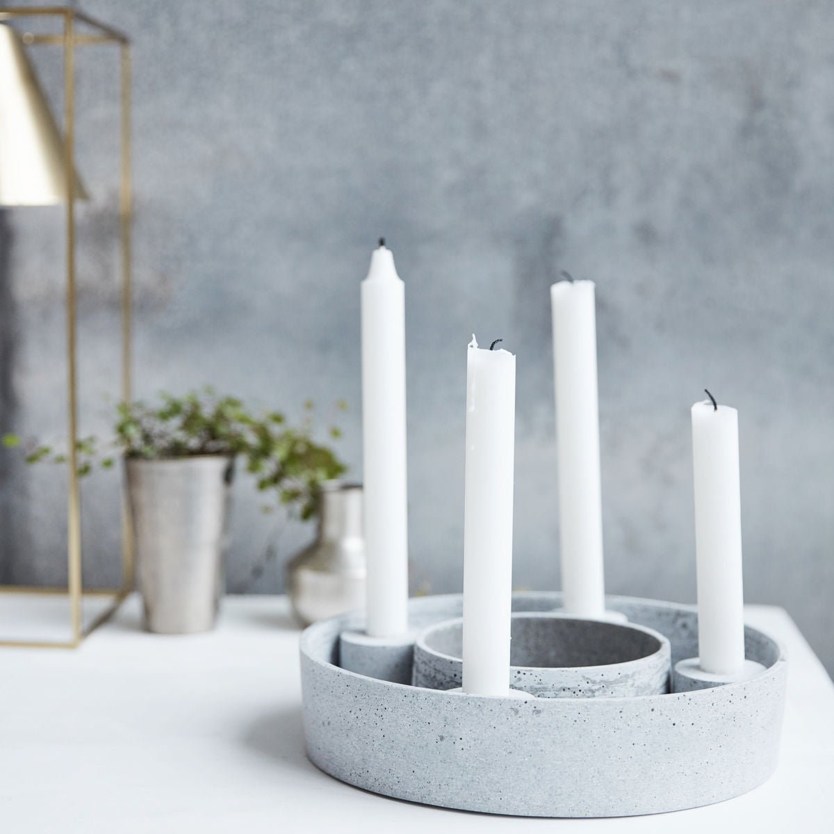 The Ring - Concrete Candleholder 26cm Kerzenständer by House Doctor