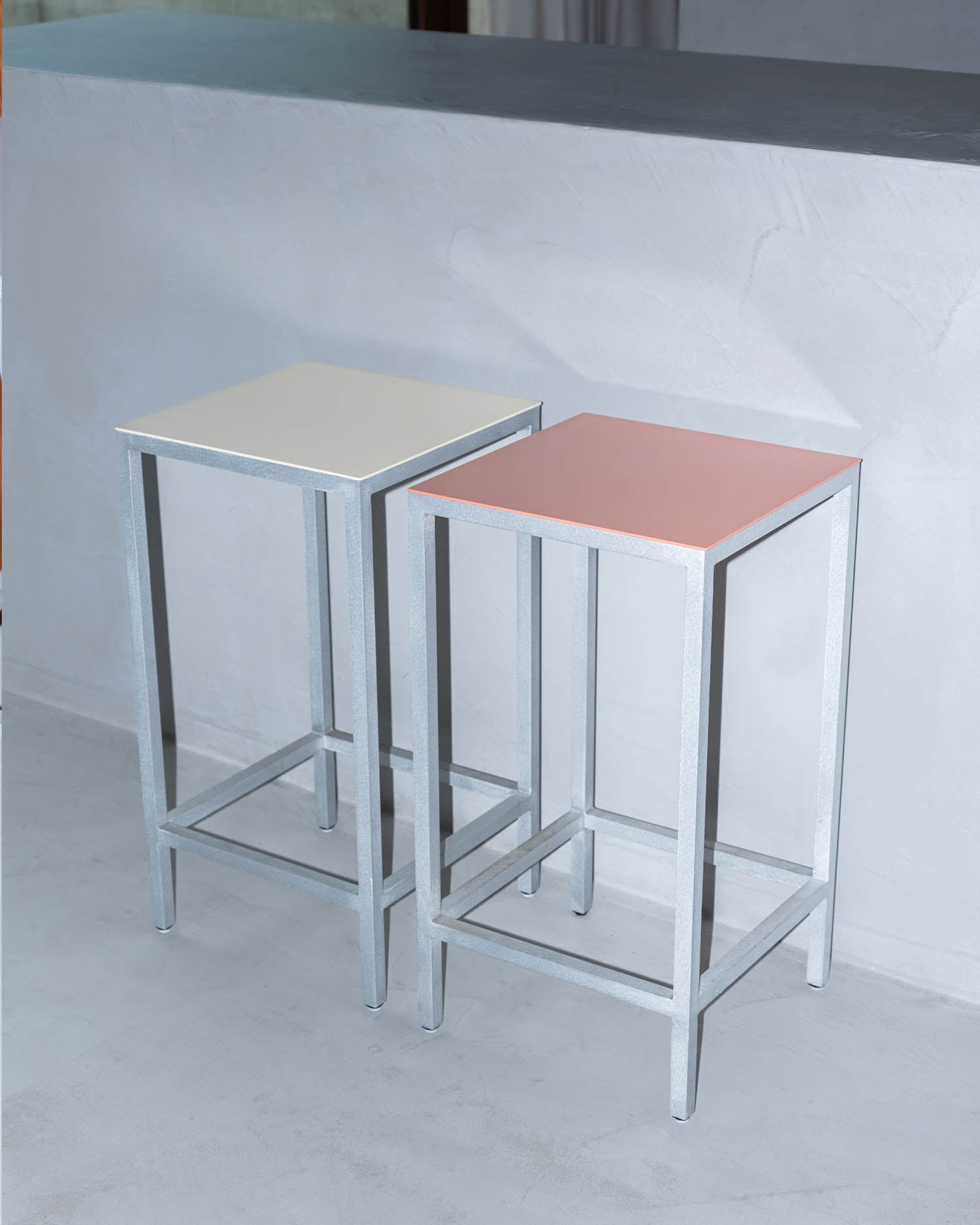 Alu Bar Stool