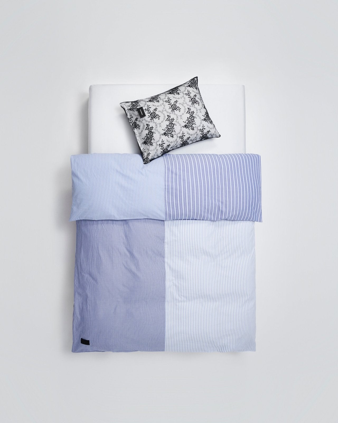 Wall Street duvet cover - Patchwork Oxford Bedwear by Magniberg