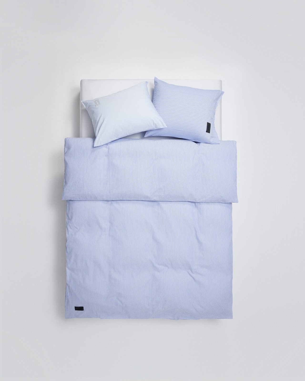 Wall Street duvet cover - Stripe light blue Oxford Bedwear by Magniberg