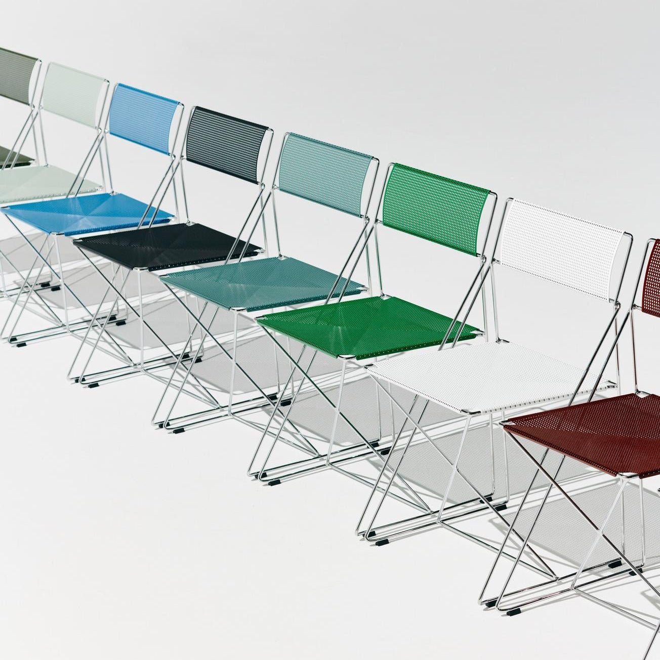 X - Line Chair - Chromed base Indoor Stuhl by HAY