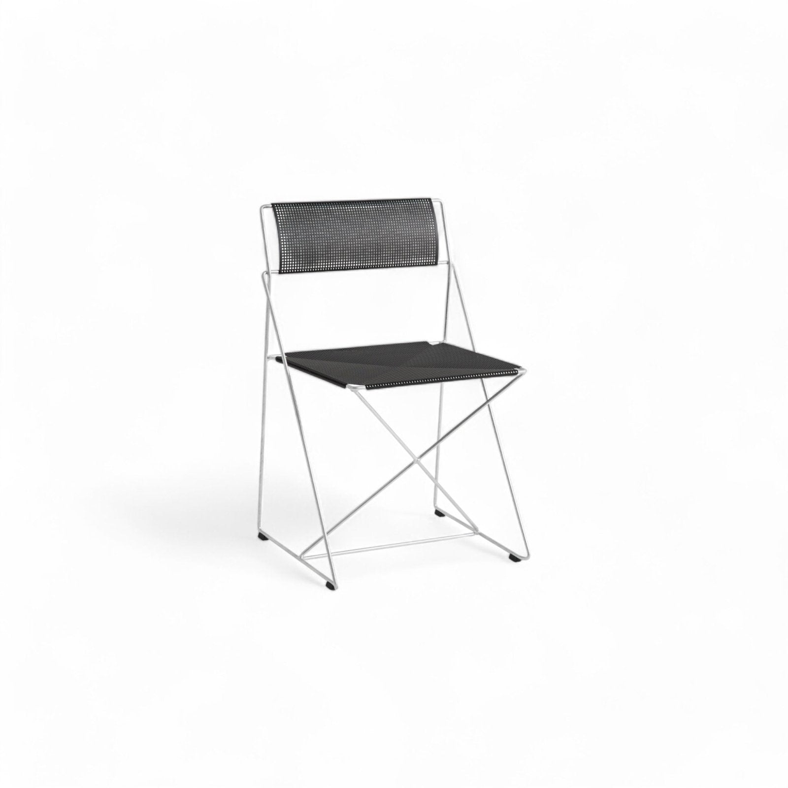 X - Line Chair - Galvanised base Stuhl by HAY