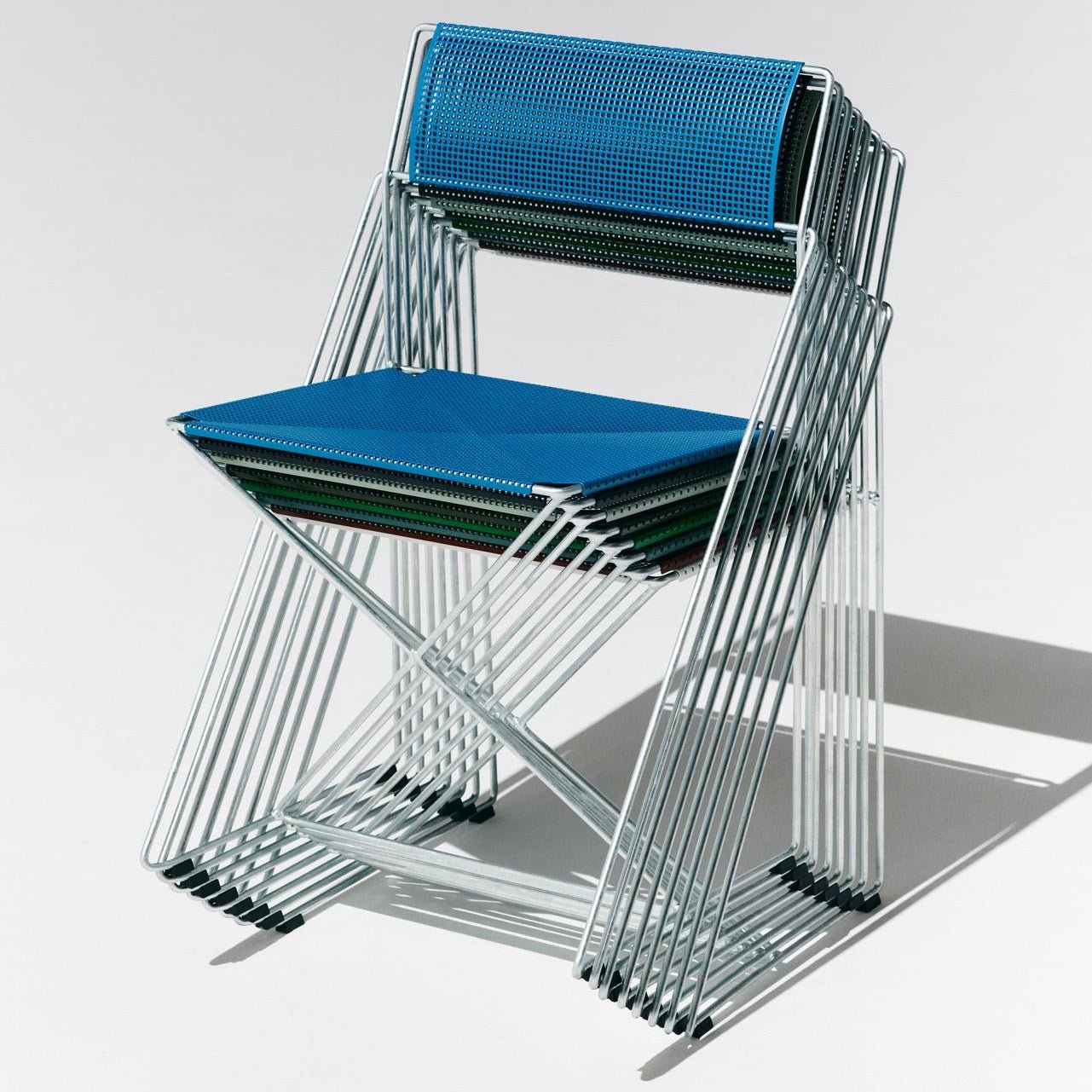 X - Line Chair - Galvanised base Stuhl by HAY