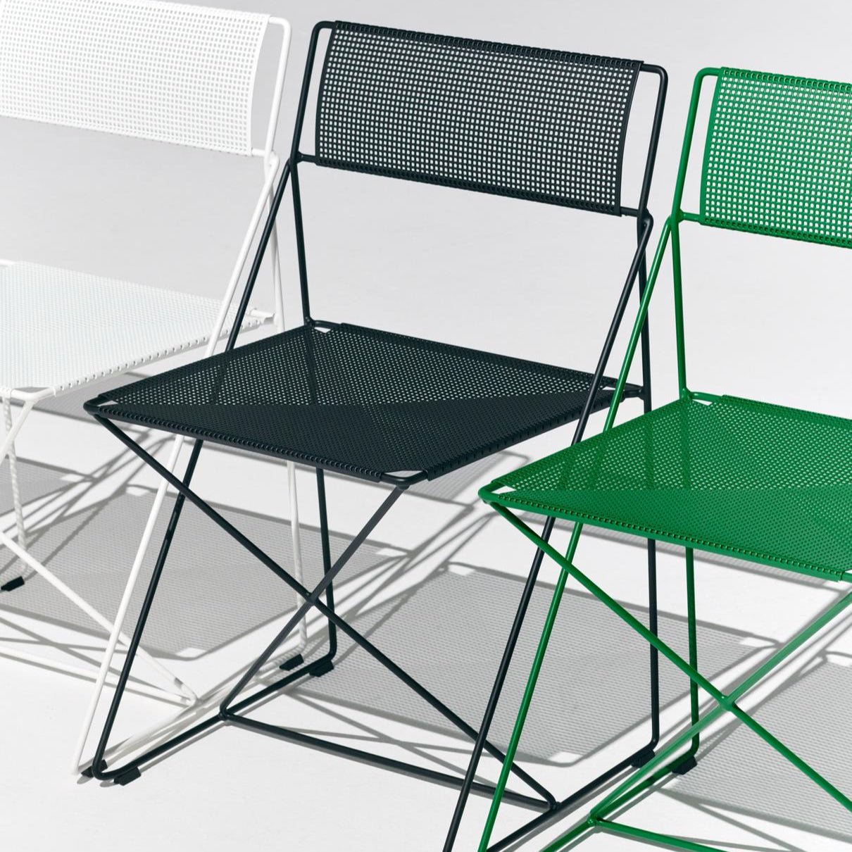 X - Line Chair - Powder coated Stuhl by HAY