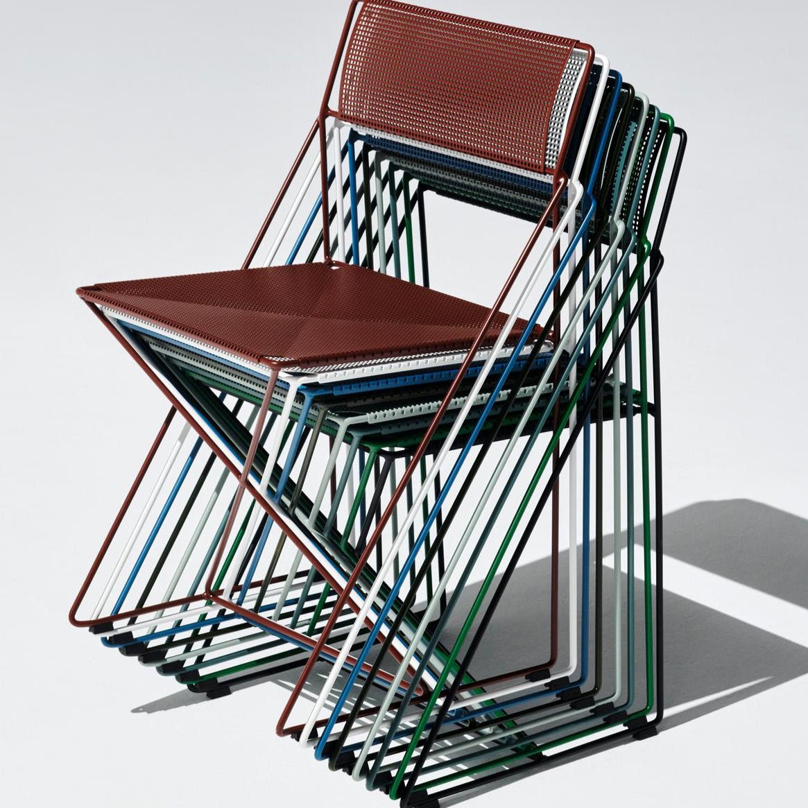 X - Line Chair - Powder coated Stuhl by HAY