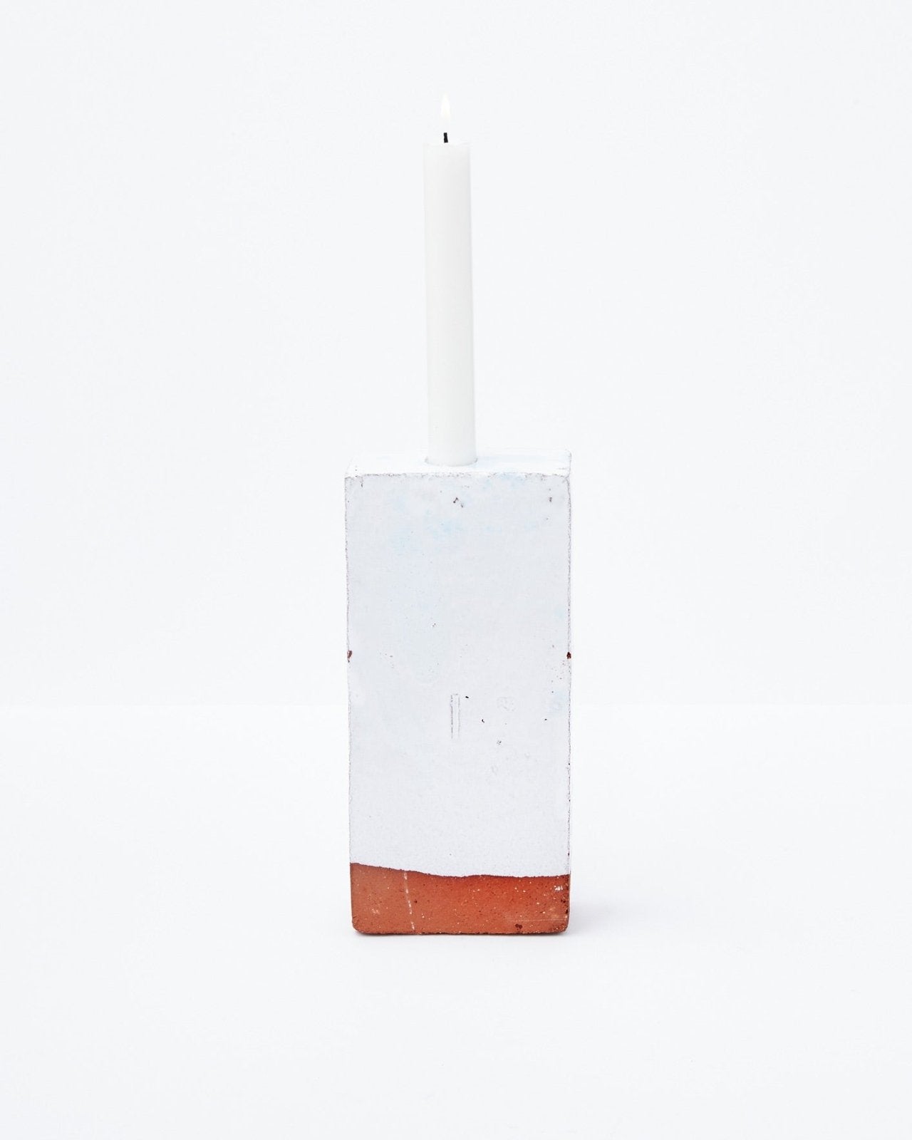 A Single Brick Candle - Kerzenhalter Kerzenständer von NIKO JUNE