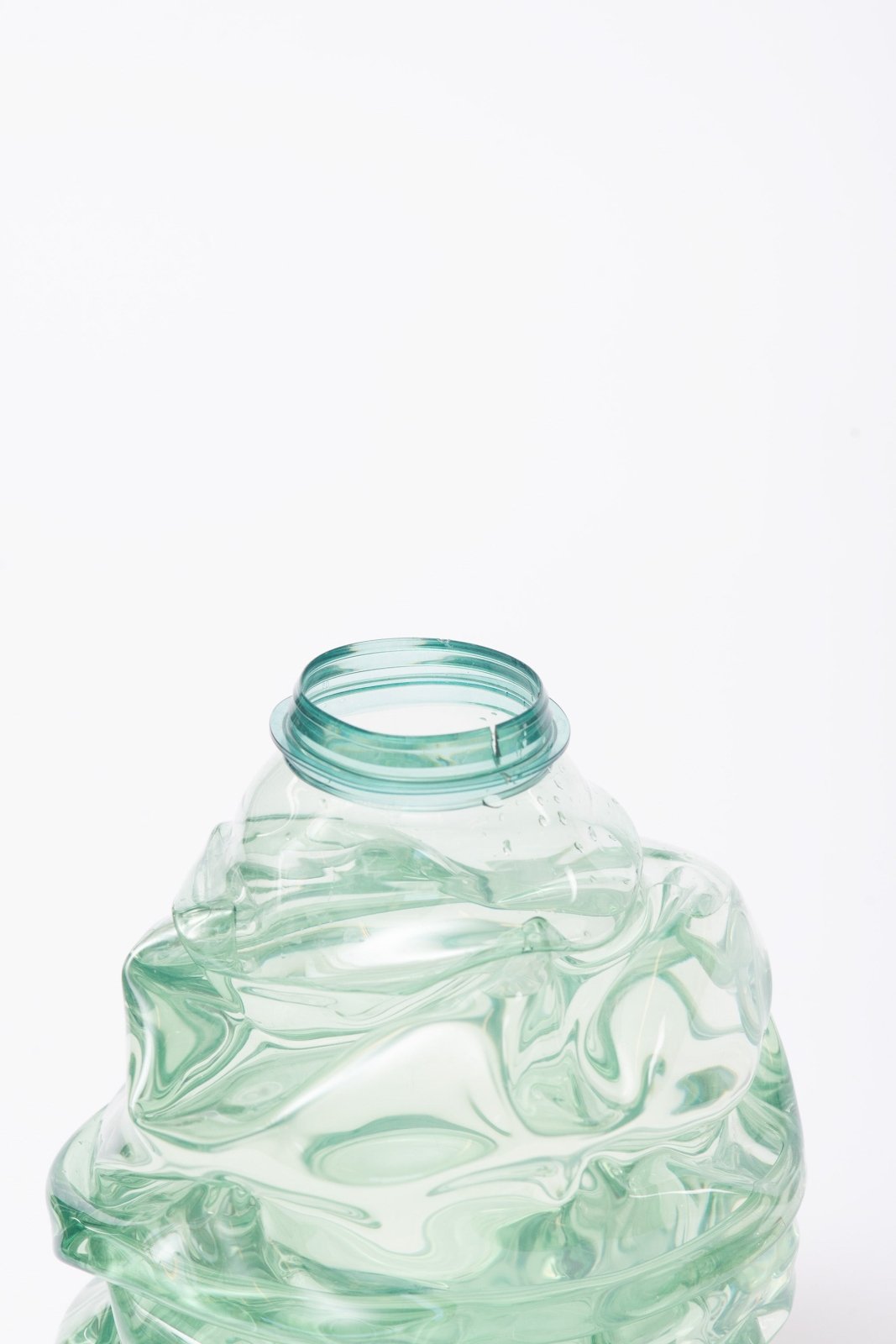 Eros Torso HUE M - Green - Vase Vase by NIKO JUNE