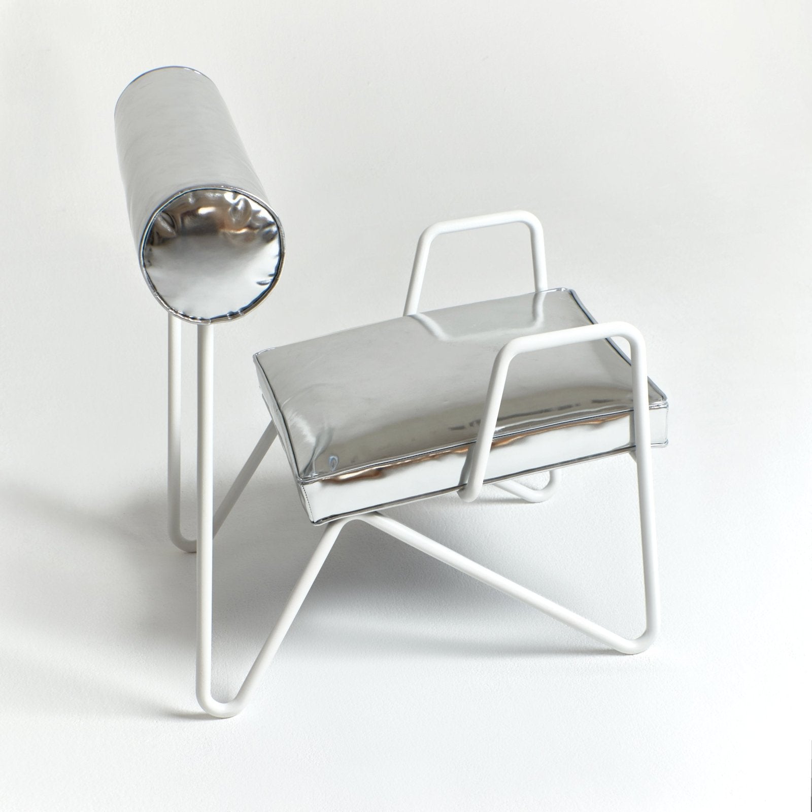 Larry's Lounge Sessel - Silber Seating von Project 213A