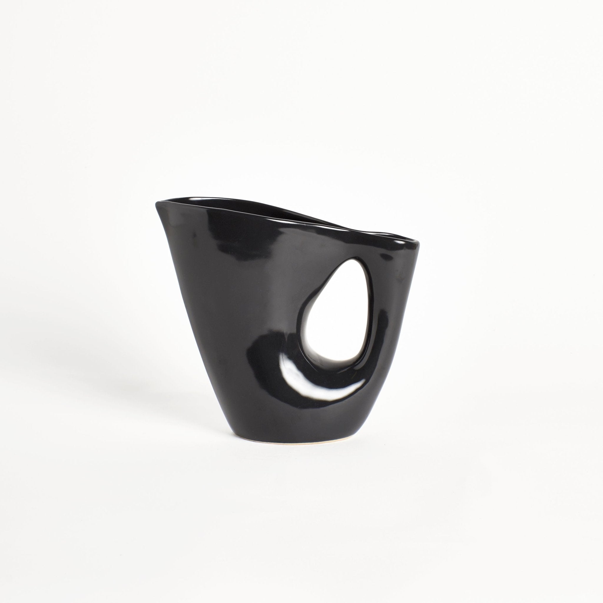 Mamasita Jug - Black vase by Project 213A
