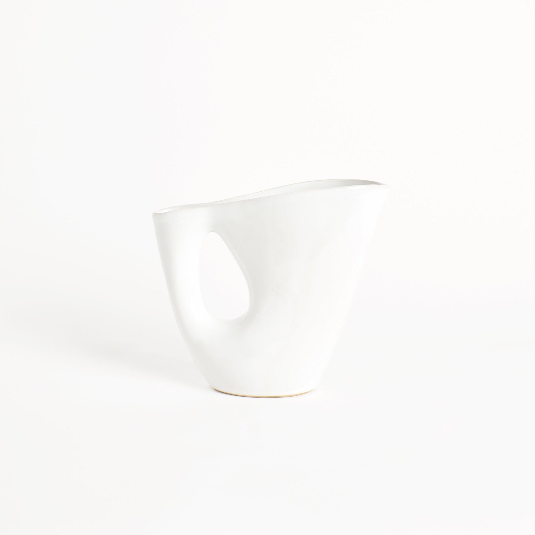 Mamasita Jug - White vase by Project 213A