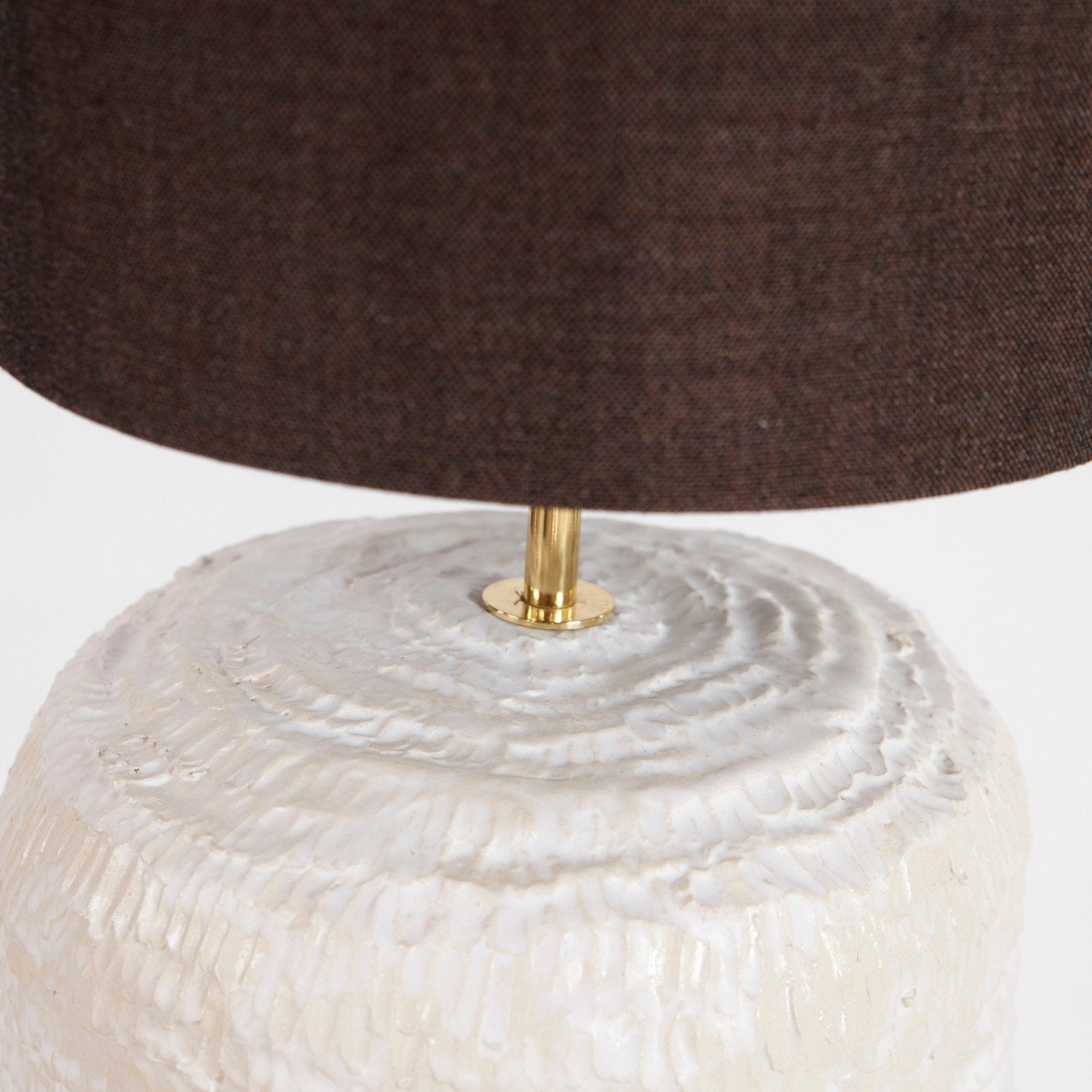 Textured Ceramic Lamp - Tischlampe Lighting von Project 213A