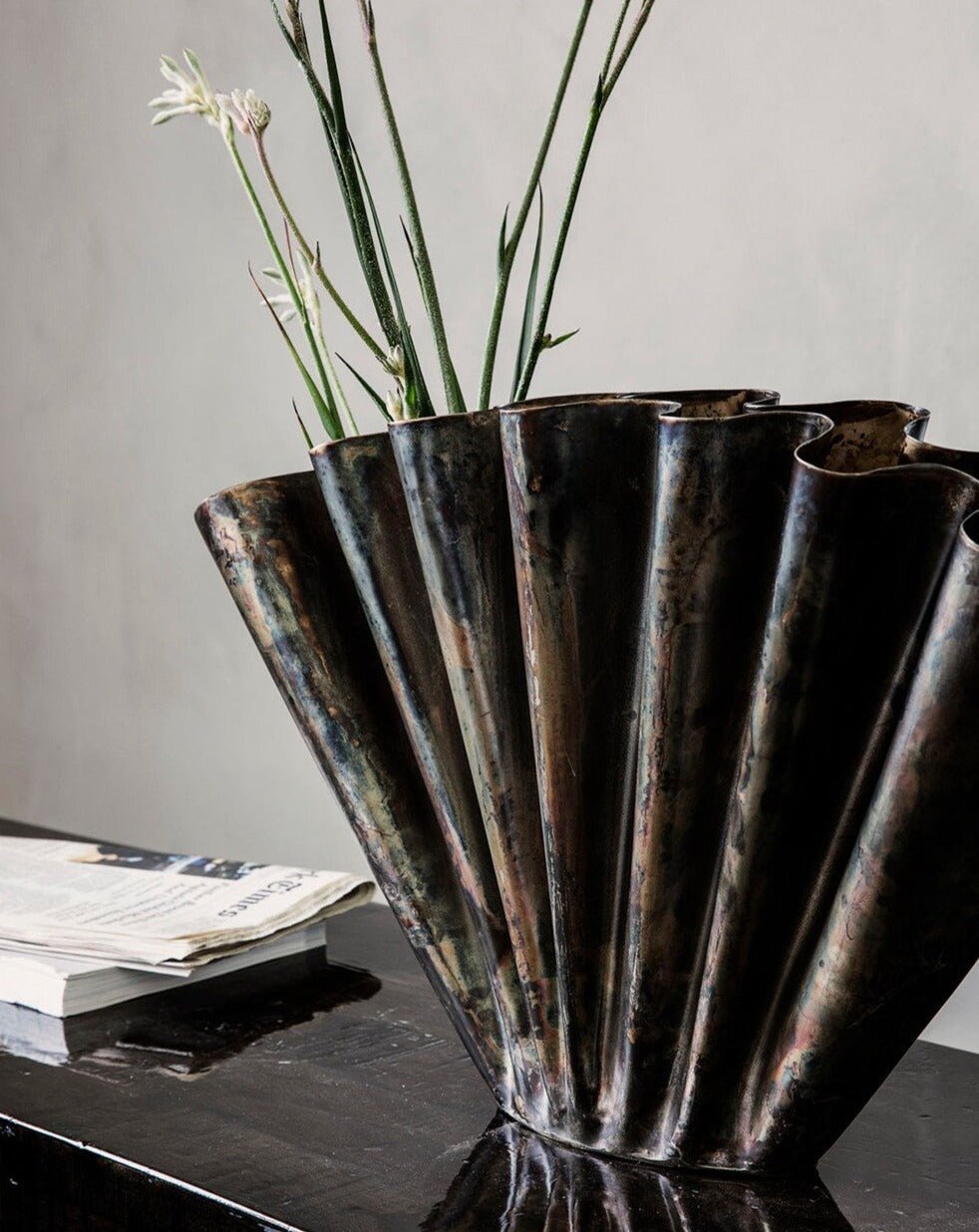 Vase - Flood - Antikes braun Vase von House Doctor