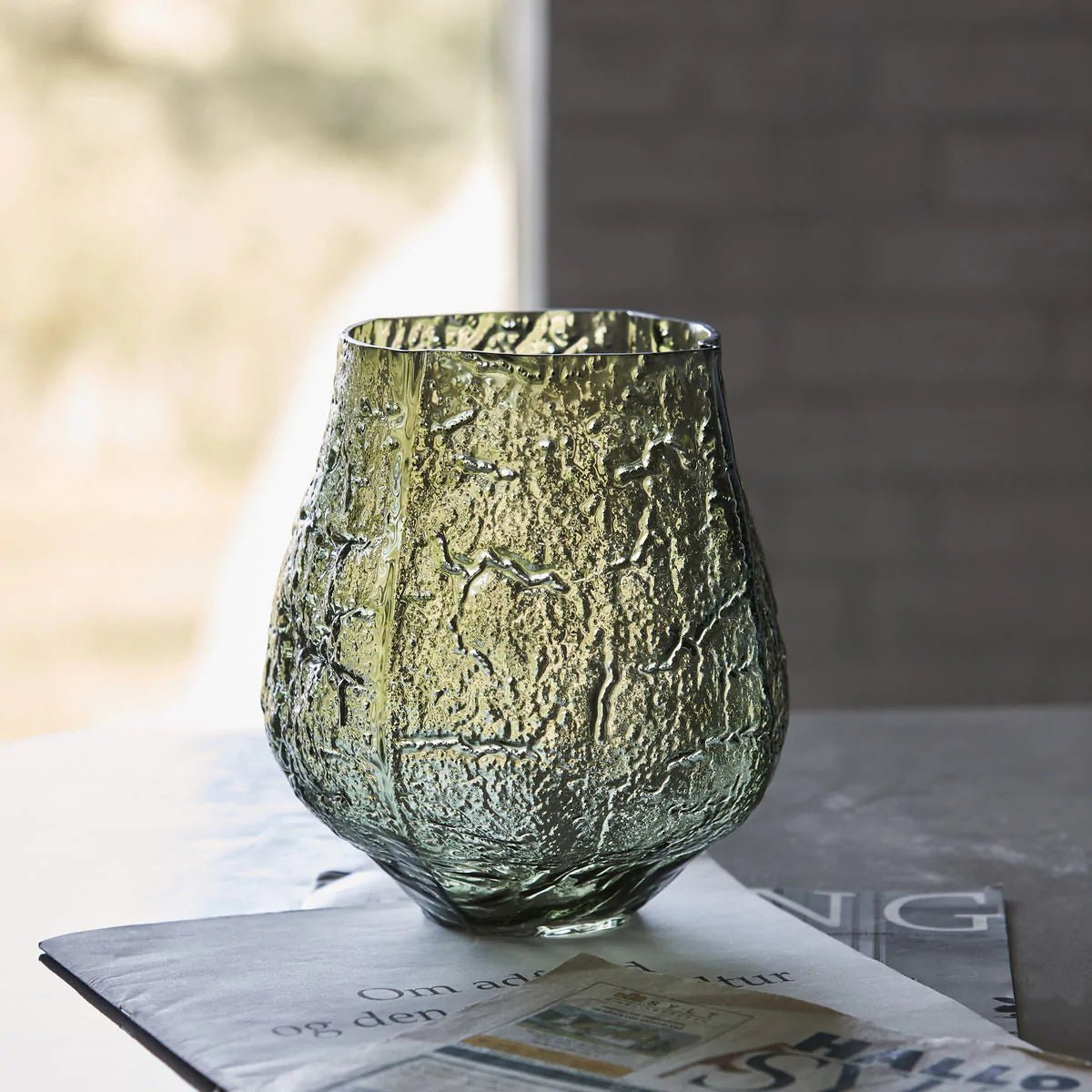 Vase - Moun - Dark green vase from House Doctor